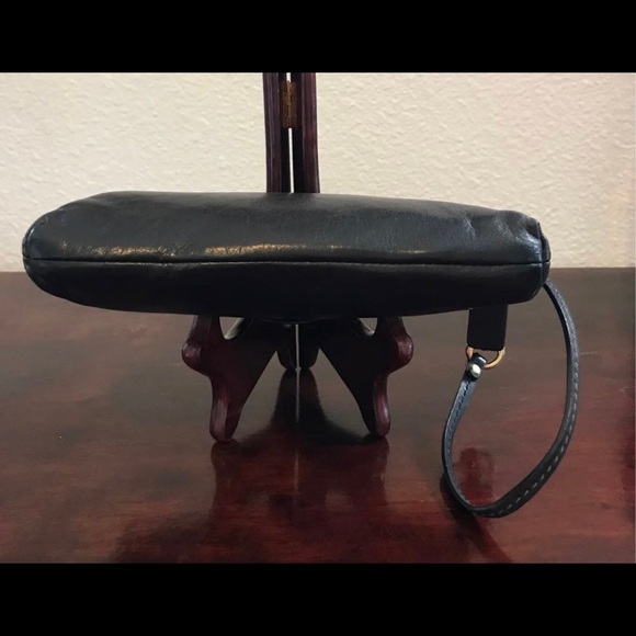 Coach Wristlet - Picture 5 of 7